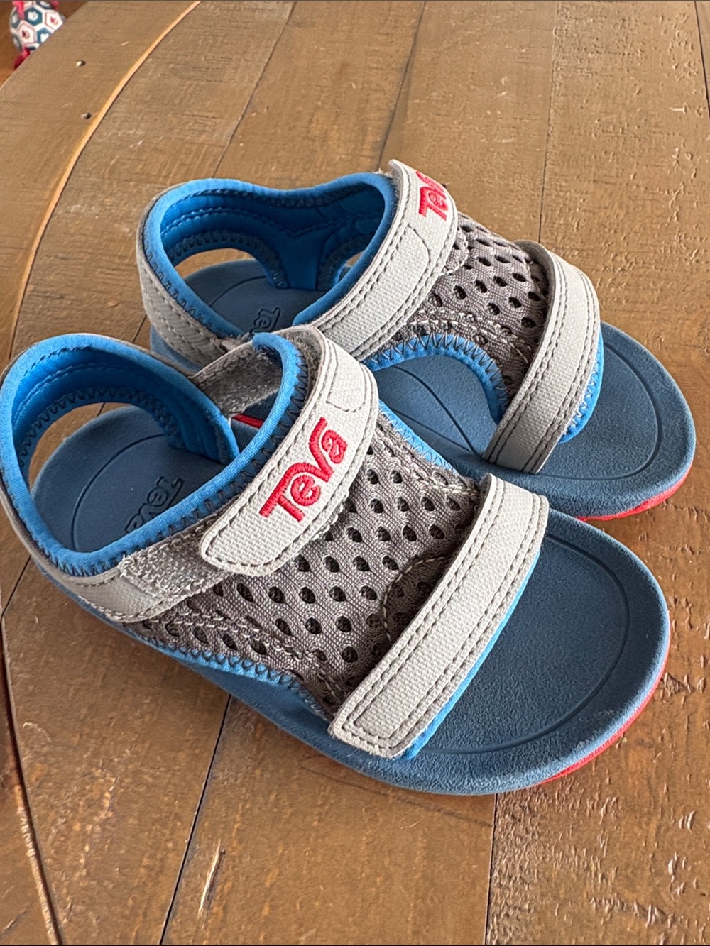Teva toddler Psyclone Drizzle Dark Gull Grey sandal toddler Size 7